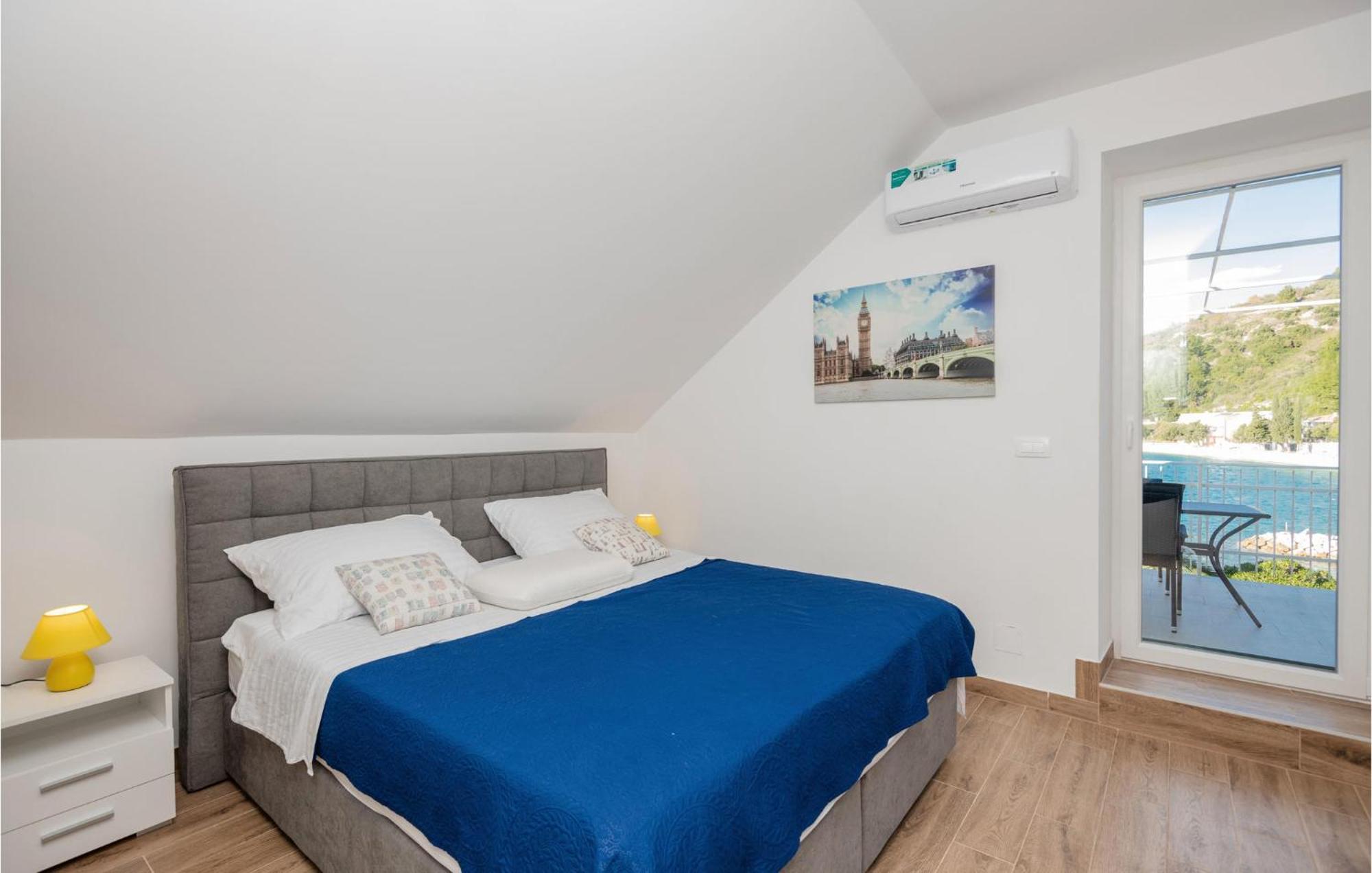 Nice Apartment In Podaca With Wi-Fi Buitenkant foto
